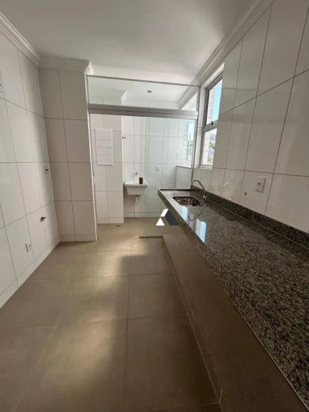 Apartamento com 3 quartos — Nova Suíssa, Belo Horizonte