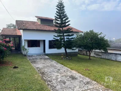 Casa com 3 Quartos à venda, 864m² no Brasília, Criciúma