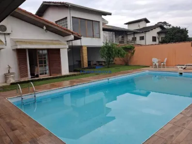 Casa de Condomínio com 3 Quartos à venda, 390m² no Jardim do Golf I, Jandira