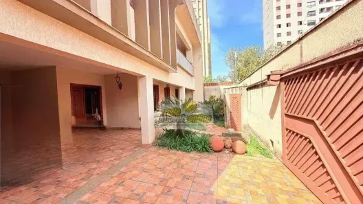 Casa com 4 Quartos à venda, 709m² no Santa Maria, Uberaba