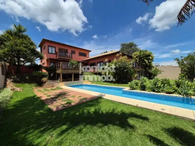 Casa de Condomínio com 3 Quartos à venda, 230m² no Barreiro, Araçoiaba da Serra