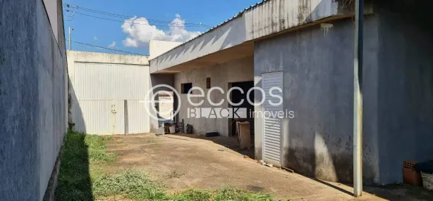 Imóvel Comercial com 1 Quarto à venda, 240m² no Lagoinha, Uberlândia