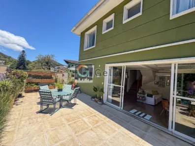 Casa de Condomínio com 2 Quartos à venda, 86m² no Castelanea, Petrópolis