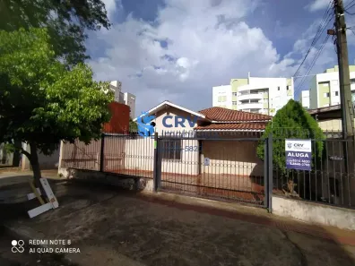 Casa com 2 Quartos para venda ou aluguel, 104m² no Vitória, Londrina