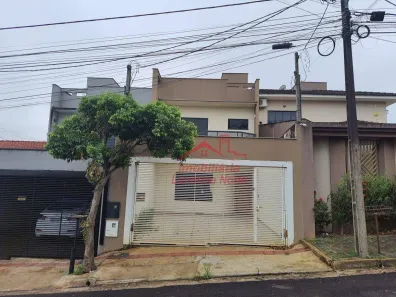 Casa com 4 Quartos à venda, 166m² no Jardim dos Estados, Londrina