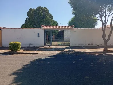 Casa com 1 Quarto à venda, 169m² no Jardim Adalgisa, Araraquara
