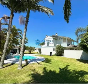 Casa com 4 Quartos à venda, 230m² no Torres, Torres
