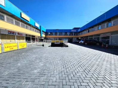 Sala Comercial para alugar, 46m² no Novo Mundo, Curitiba