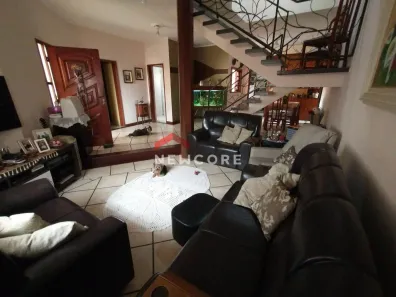 Sobrado com 3 Quartos à venda, 230m² no Jardim Regina, Indaiatuba