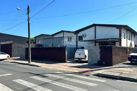 Ponto Comercial à venda, 925m² no São Luiz, Criciúma