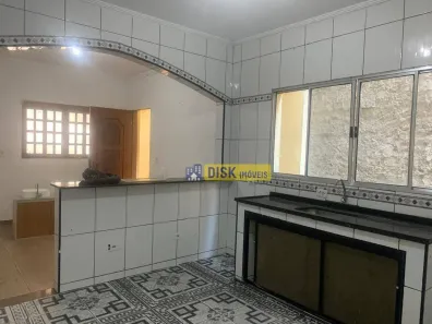 Casa com 2 Quartos para alugar, 120m² no Alves Dias, São Bernardo do Campo