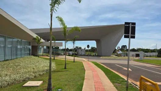 Lote/Terreno à venda, 601m² no Jardim Veraneio, Campo Grande