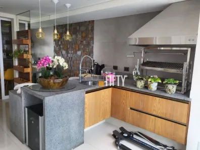 Apartamento com 3 Quartos para alugar, 194m² no Campo Belo, São Paulo
