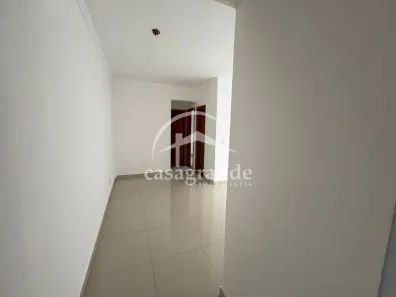 Apartamento com 2 Quartos para alugar, 65m² no Santa Mônica, Uberlândia