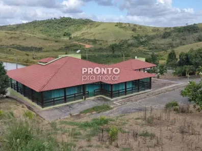 Fazenda/Sítio com 4 Quartos à venda, 256m² no Alto José Leal, Vitória de Santo Antão
