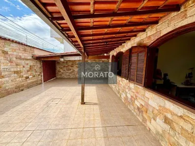 Casa com 4 Quartos à venda, 244m² no Pedra Azul, Contagem