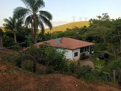 Fazenda/Sítio com 4 Quartos à venda, 10m² no Centro, Lorena