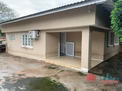 Casa com 3 Quartos para alugar, 700m² no Centro, Vinhedo