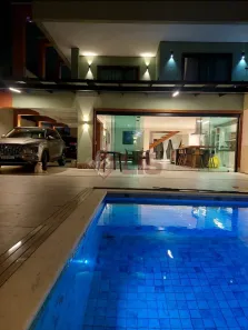 Casa com 5 Quartos à venda, 346m² no Jardim Britânia, Caraguatatuba