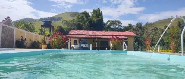 Fazenda/Sítio com 5 Quartos à venda, 5000m² no , Monteiro Lobato
