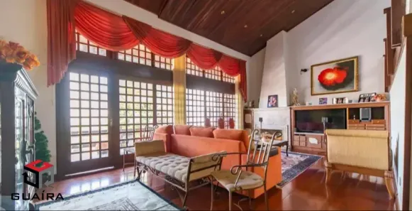 Sobrado com 4 Quartos à venda, 600m² no Campestre, Santo André