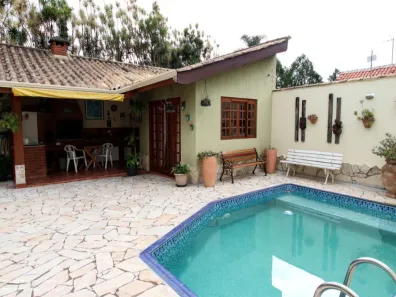 Casa com 3 Quartos à venda, 401m² no Vila Petrópolis, Atibaia