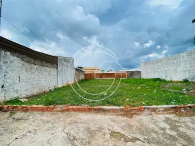 Lote/Terreno à venda, 250m² no Centro, Marília