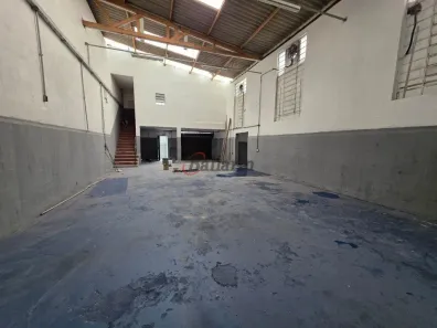 Galpão/Depósito/Armazém para alugar, 250m² no Serraria, Diadema