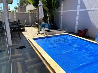 Casa de Condomínio com 4 Quartos à venda, 400m² no Jardim Altos de Santana II, Jacareí
