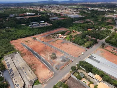 Lote/Terreno à venda, 180m² no Loteamento Novo Jaraguá, Montes Claros