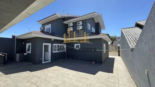 Sobrado com 4 Quartos à venda, 233m² no Estância Velha, Canoas