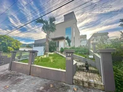 Casa com 4 Quartos à venda, 232m² no Pedra Branca, Palhoça