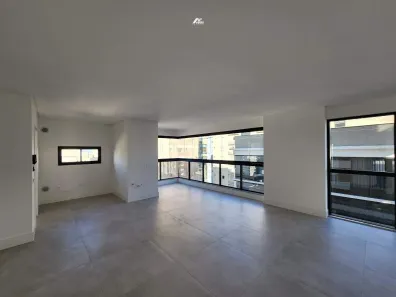 Apartamento com 3 Quartos à venda, 133m² no Meia Praia, Itapema