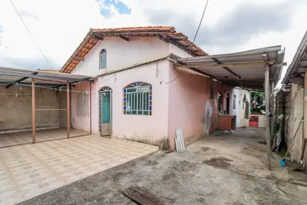 Casa com 4 Quartos à venda, 195m² no Pedra Azul 3ª Seção, Contagem
