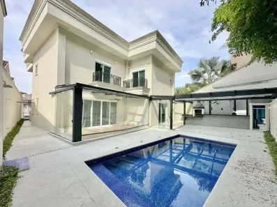 Sobrado com 4 Quartos à venda, 468m² no São Paulo II, Cotia