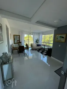 Apartamento com 2 Quartos à venda, 74m² no Vila Ipiranga, Porto Alegre
