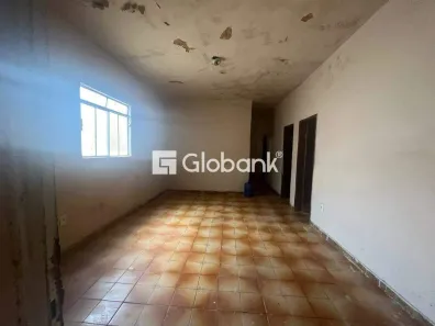 Casa com 3 Quartos à venda, 12m² no Vila Luiza, Montes Claros