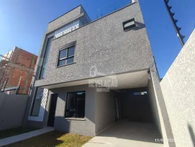 Sobrado com 3 Quartos à venda, 142m² no Uberaba, Curitiba