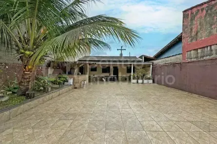 Casa com 3 Quartos à venda, 100m² no Cidade Balneária Nova Peruíbe, Peruíbe