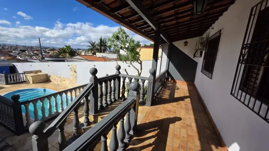 Casa com 2 Quartos à venda, 360m² no Jardim Leblon, Belo Horizonte