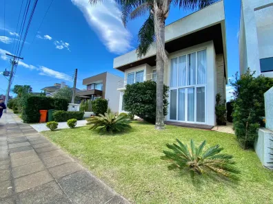 Casa de Condomínio com 6 Quartos à venda, 250m² no , Capão da Canoa