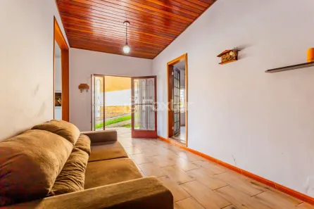 Casa com 5 Quartos à venda, 254m² no Partenon, Porto Alegre