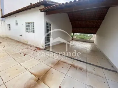 Casa com 2 Quartos para alugar, 120m² no Morada da Colina, Uberlândia