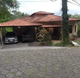 Casa de Condomínio com 5 Quartos à venda, 600m² no Sapê, Niterói