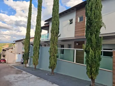 Casa de Condomínio com 3 Quartos à venda, 200m² no Santa Terezinha (Jordanésia), Cajamar