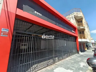 Ponto Comercial para alugar, 250m² no Nossa Senhora Aparecida, Uberlândia