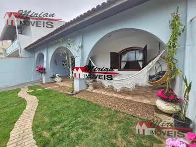 Casa com 3 Quartos à venda, 275m² no Balneário Josedy, Peruíbe