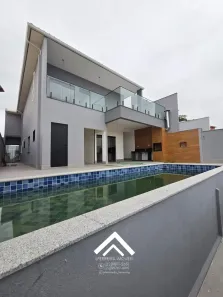 Casa com 4 Quartos à venda, 300m² no Lagoa, Macaé