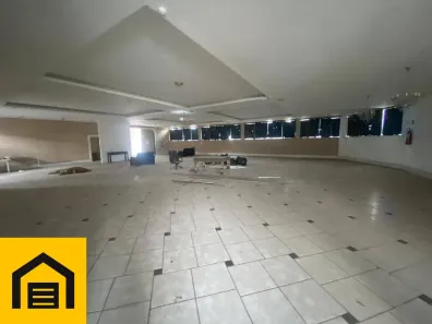 Ponto Comercial para alugar, 750m² no Jardim Rosina, Mauá