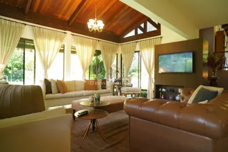 Casa com 6 Quartos à venda, 246m² no Baturité, Guaramiranga